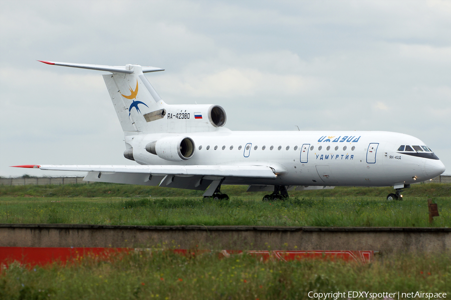 Izhavia Yakovlev Yak-42D (RA-42380) | Photo 277606