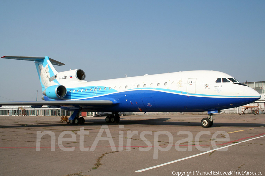 YAK Service Yakovlev Yak-42D (RA-42387) | Photo 113136