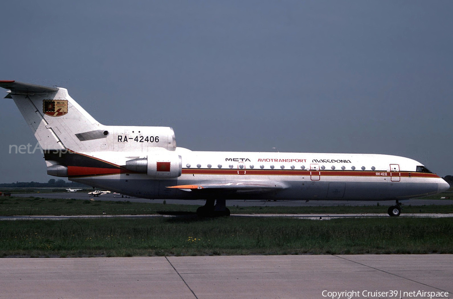 META Aviotransport Yakovlev Yak-42D (RA-42406) | Photo 551223