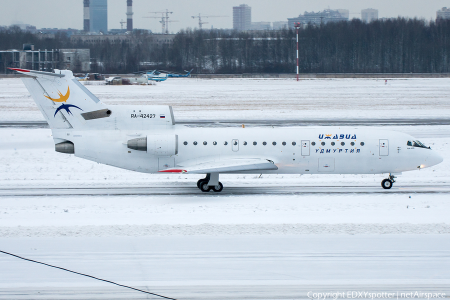 Izhavia Yakovlev Yak-42D (RA-42427) | Photo 286114