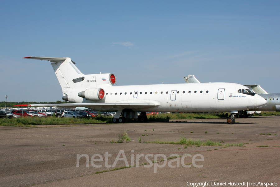 Tsentr Avia Yakovlev Yak-42D (RA-42549) | Photo 421541