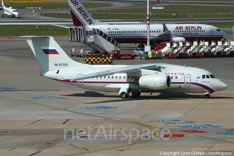 Rossiya - Russian Airlines Antonov An-148-100B (RA-61704) | Photo 36749