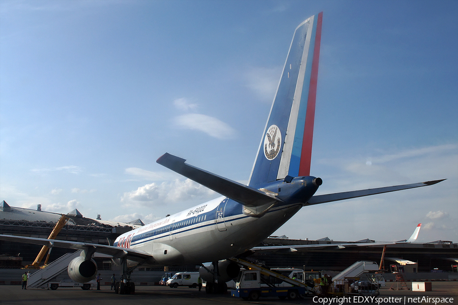 KMV - Kavkazskie Mineralnye Vody Tupolev Tu-204-100 (RA-64022) | Photo 280313