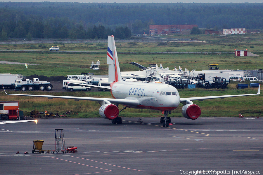 Transaero Cargo Tupolev Tu-204-100C (RA-64051) | Photo 345105