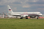 Rossiya - Russian Airlines Tupolev Tu-214 (RA-64521) at  Hamburg - Fuhlsbuettel (Helmut Schmidt), Germany