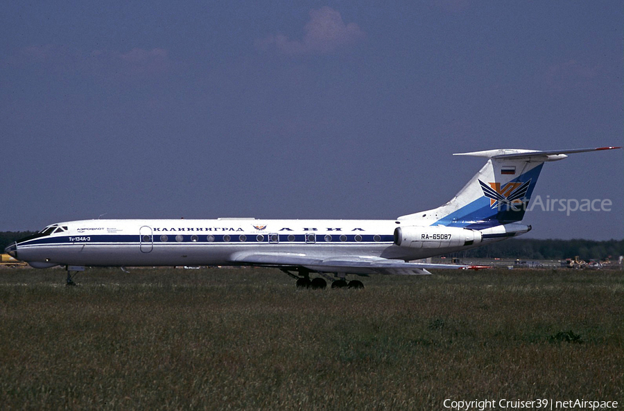 Kaliningradavia Tupolev Tu-134A-3 (RA-65087) | Photo 541680