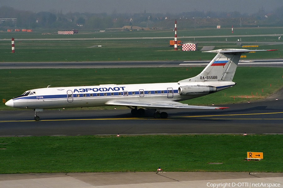 Aeroflot - Russian Airlines Tupolev Tu-134A (RA-65566) | Photo 182053