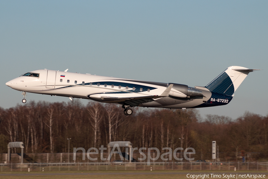 Ak Bars Aero Bombardier CL-600-2B19 Challenger 850 (RA-67232) | Photo 22011