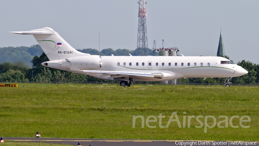 Tulpar Air Service Bombardier BD-700-1A10 Global 6000 (RA-67241) | Photo 167251