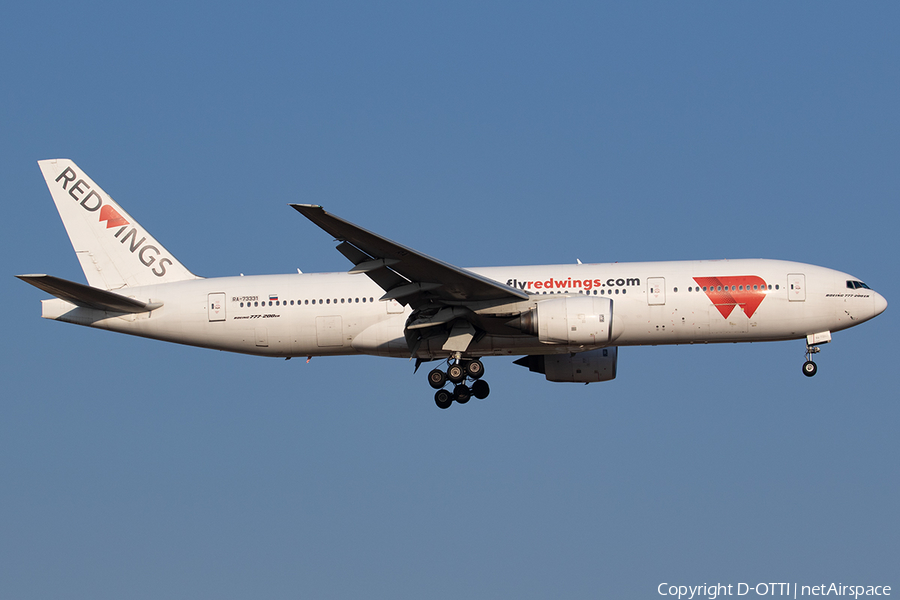 Red Wings Boeing 777-21H(ER) (RA-73331) | Photo 641015