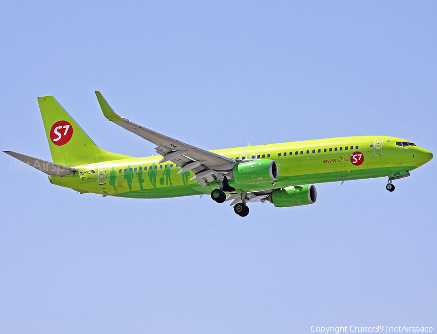 S7 Airlines Boeing 737-8LP (RA-73669) | Photo 644113