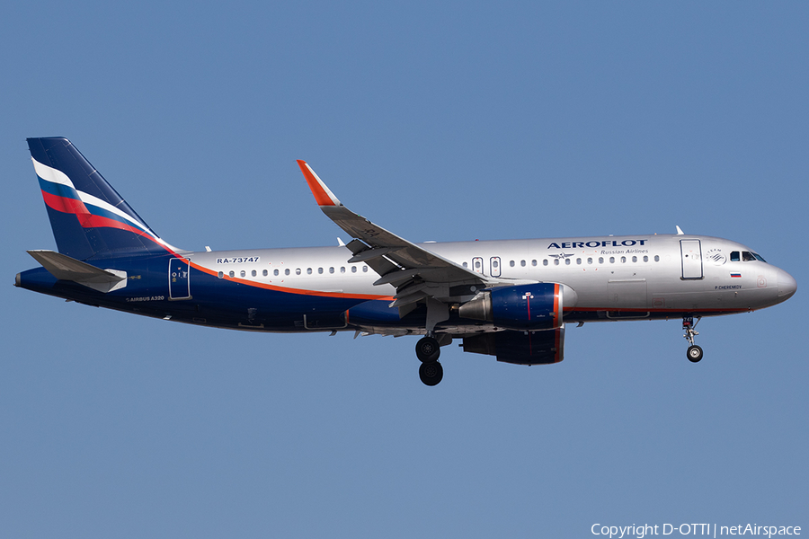 Aeroflot - Russian Airlines Airbus A320-214 (RA-73747) | Photo 639403