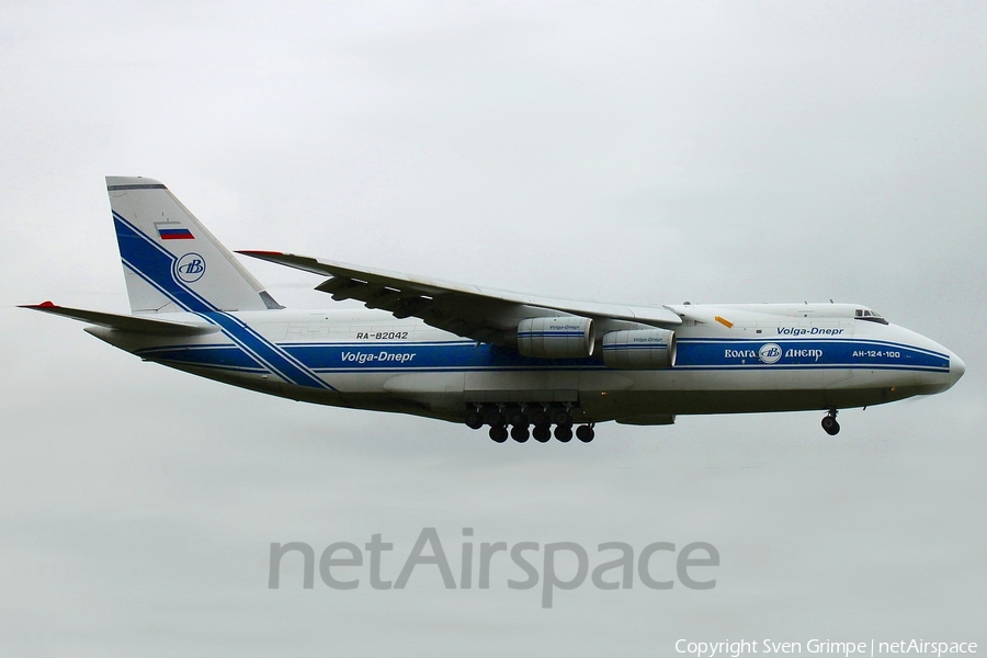 Volga-Dnepr Airlines Antonov An-124-100 Ruslan (RA-82042) | Photo 32784