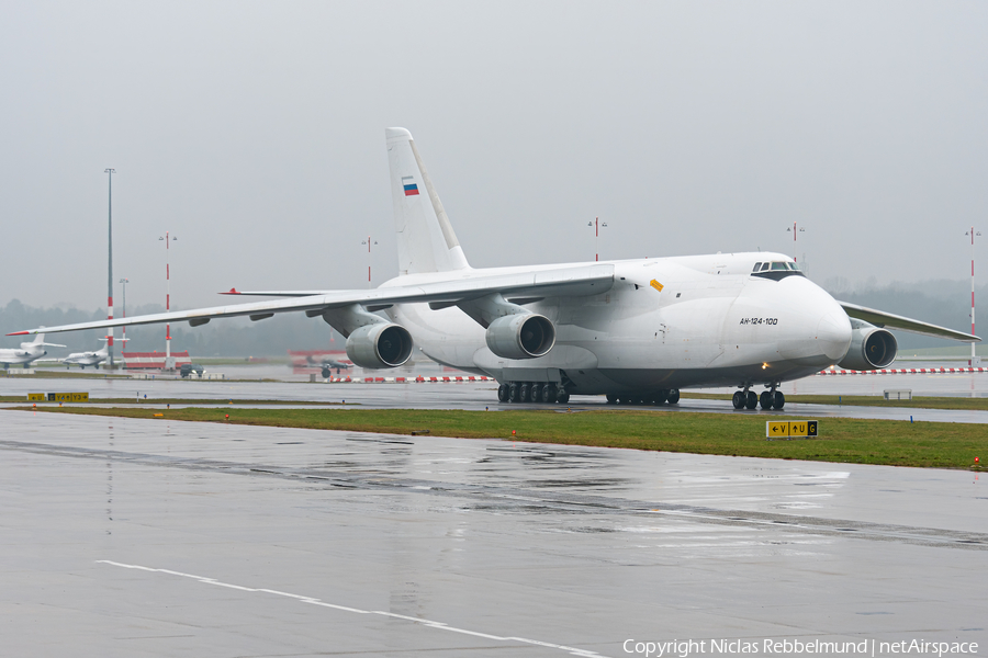 Volga-Dnepr Airlines Antonov An-124-100 Ruslan (RA-82042) | Photo 373235