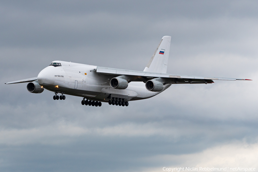 Volga-Dnepr Airlines Antonov An-124-100 Ruslan (RA-82042) | Photo 373476