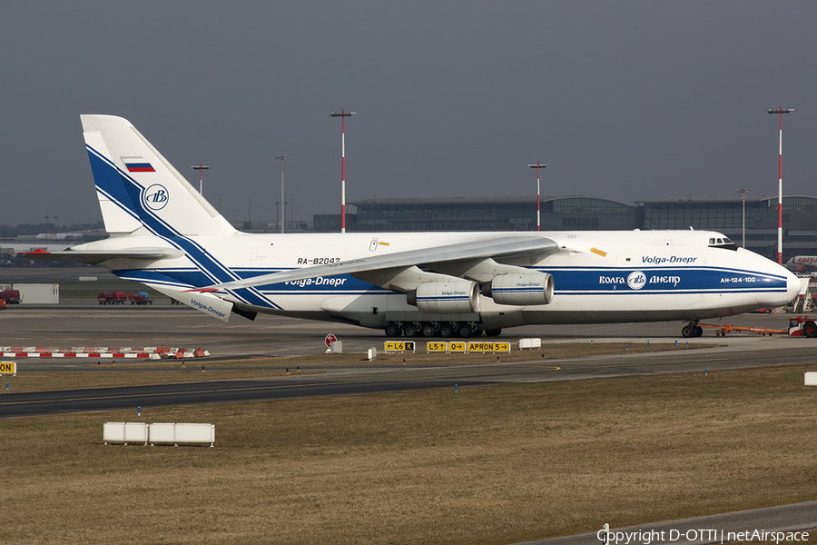 Volga-Dnepr Airlines Antonov An-124-100 Ruslan (RA-82042) | Photo 532775