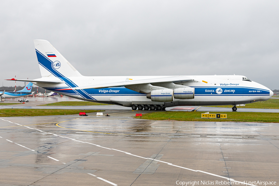 Volga-Dnepr Airlines Antonov An-124-100 Ruslan (RA-82043) | Photo 362128