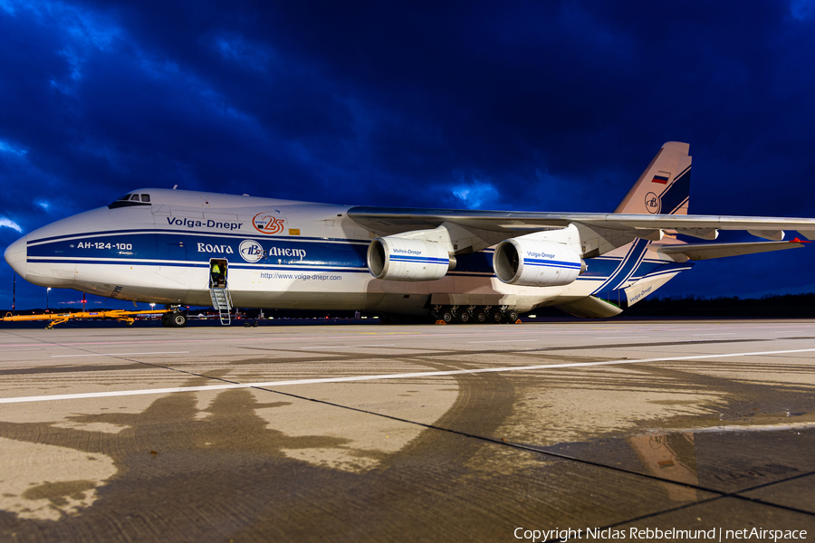 Volga-Dnepr Airlines Antonov An-124-100 Ruslan (RA-82043) | Photo 363119