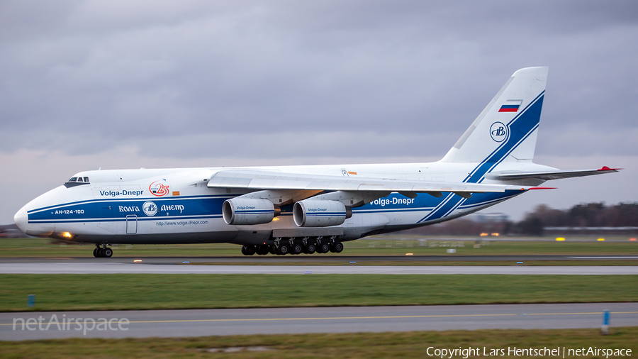 Volga-Dnepr Airlines Antonov An-124-100 Ruslan (RA-82043) | Photo 363149