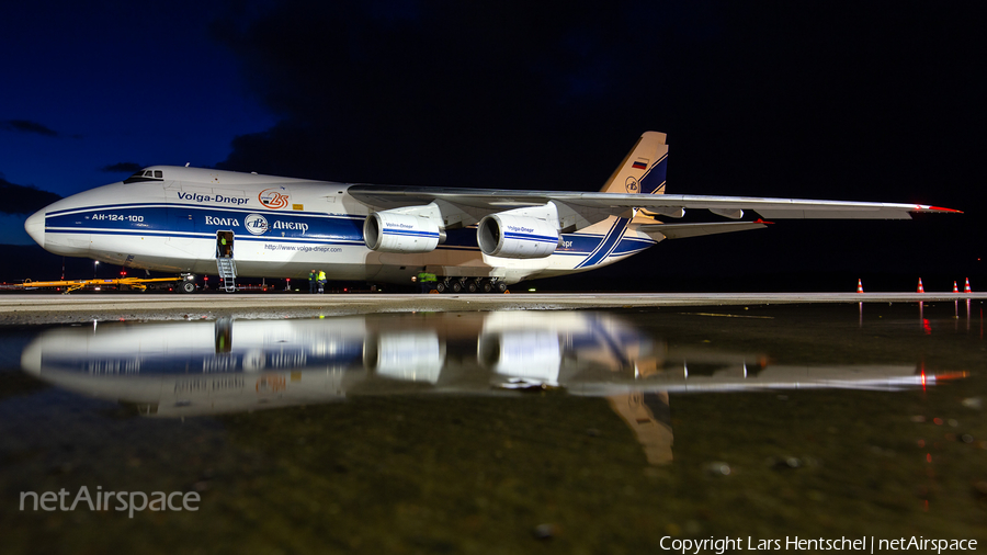 Volga-Dnepr Airlines Antonov An-124-100 Ruslan (RA-82043) | Photo 363150