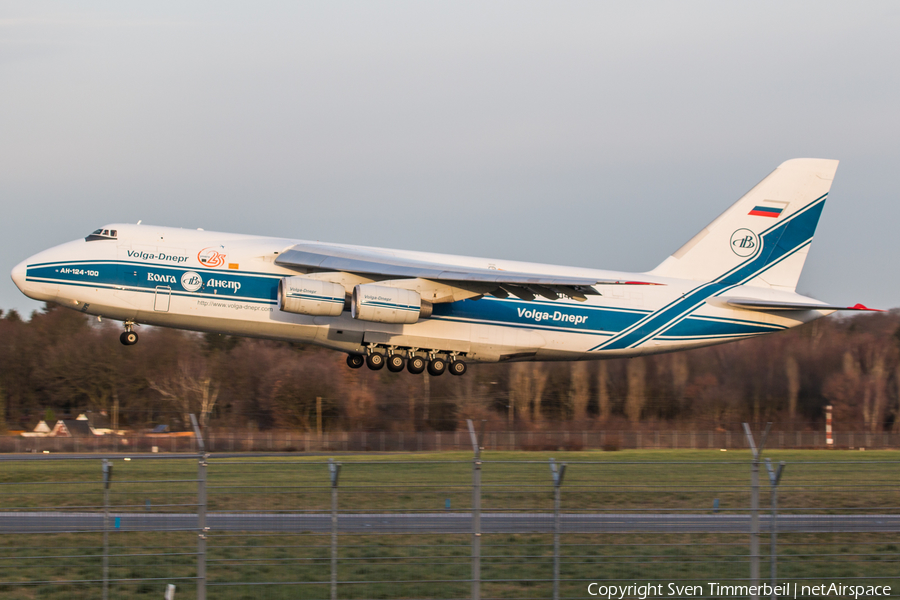 Volga-Dnepr Airlines Antonov An-124-100 Ruslan (RA-82043) | Photo 363173