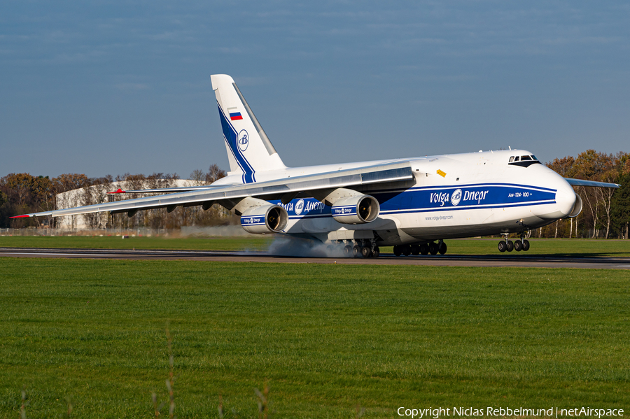 Volga-Dnepr Airlines Antonov An-124-100 Ruslan (RA-82043) | Photo 479746