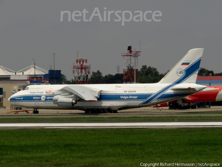 Volga-Dnepr Airlines Antonov An-124-100 Ruslan (RA-82043) | Photo 369550