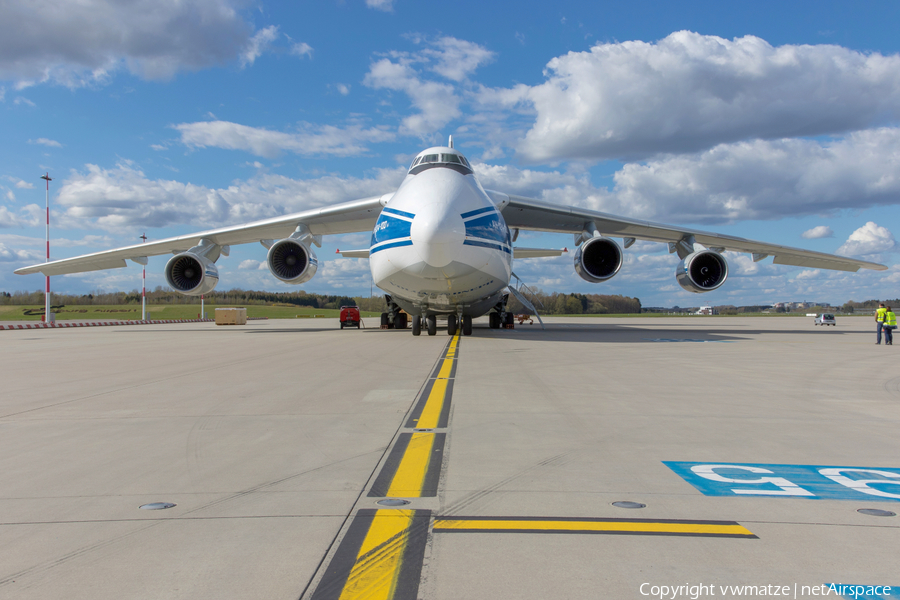 Volga-Dnepr Airlines Antonov An-124-100 Ruslan (RA-82045) | Photo 214294