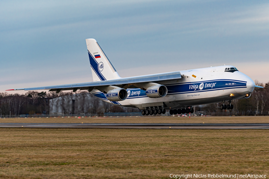 Volga-Dnepr Airlines Antonov An-124-100 Ruslan (RA-82046) | Photo 435769