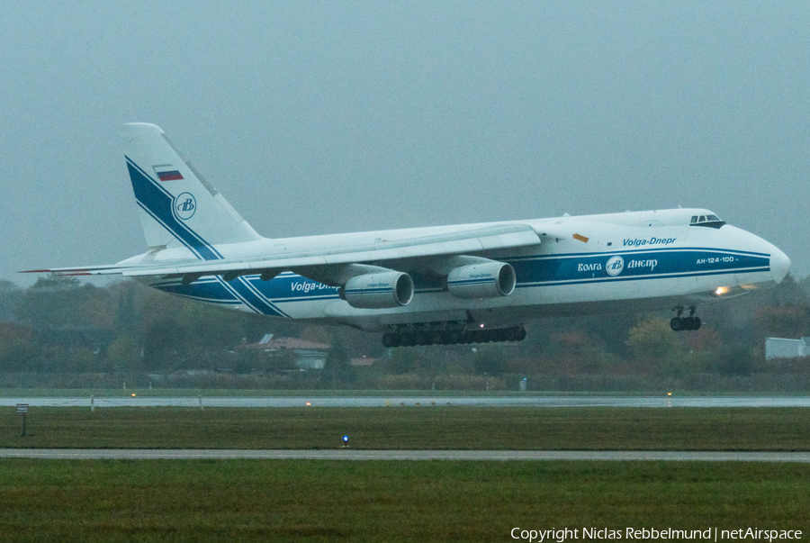 Volga-Dnepr Airlines Antonov An-124-100 Ruslan (RA-82068) | Photo 276777