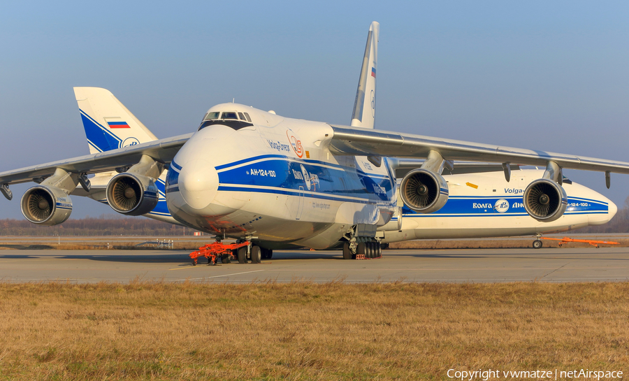 Volga-Dnepr Airlines Antonov An-124-100 Ruslan (RA-82068) | Photo 429137