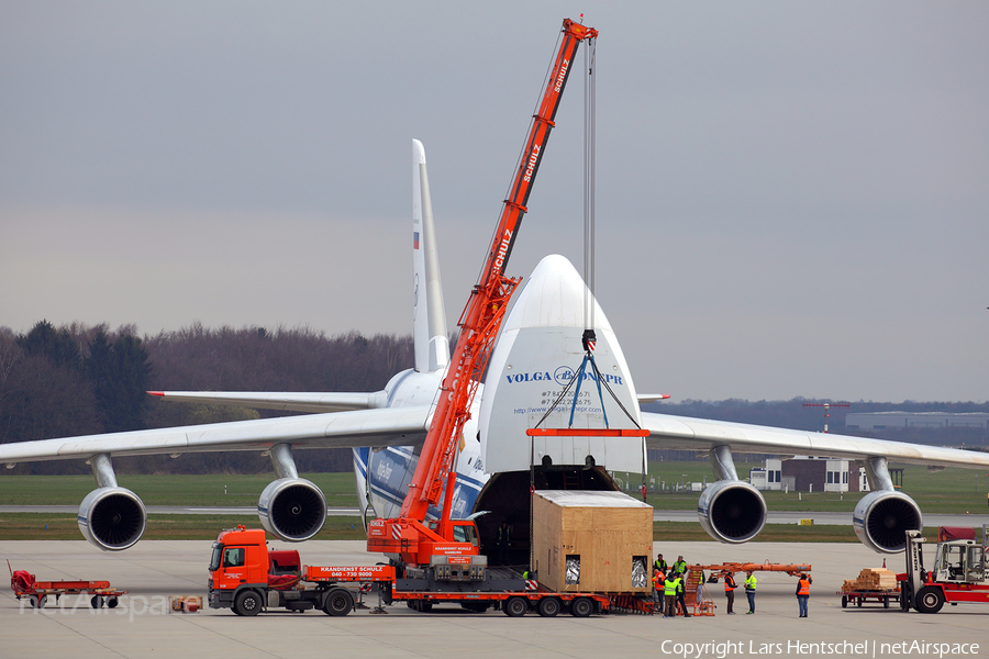 Volga-Dnepr Airlines Antonov An-124-100 Ruslan (RA-82074) | Photo 72877