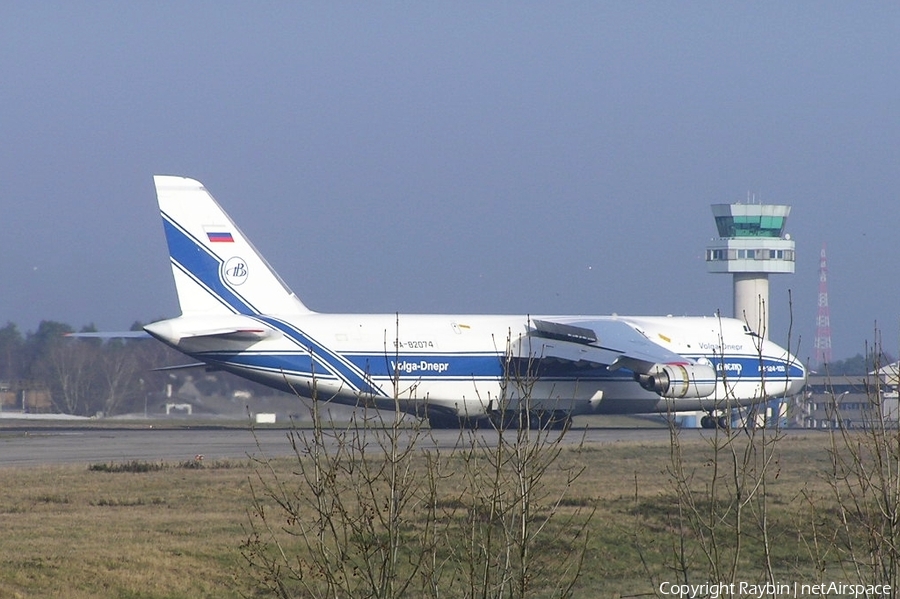 Volga-Dnepr Airlines Antonov An-124-100 Ruslan (RA-82074) | Photo 545876