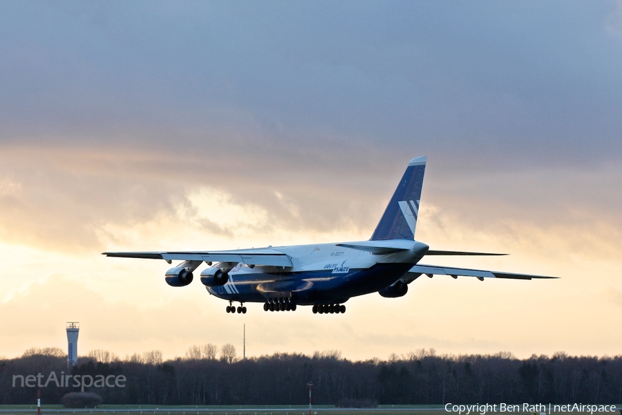 Polet Airlines Antonov An-124-100 Ruslan (RA-82077) | Photo 37491