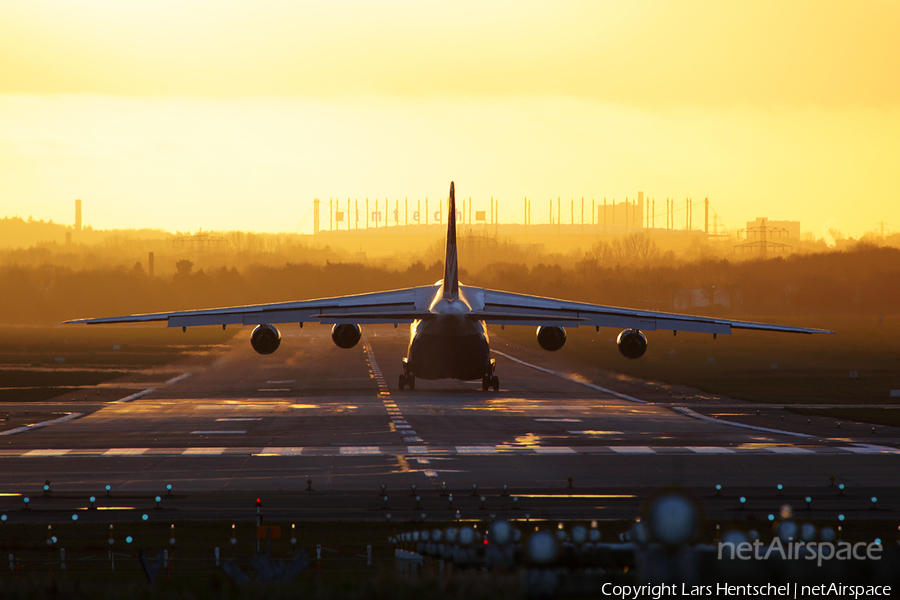 Polet Airlines Antonov An-124-100 Ruslan (RA-82077) | Photo 54957