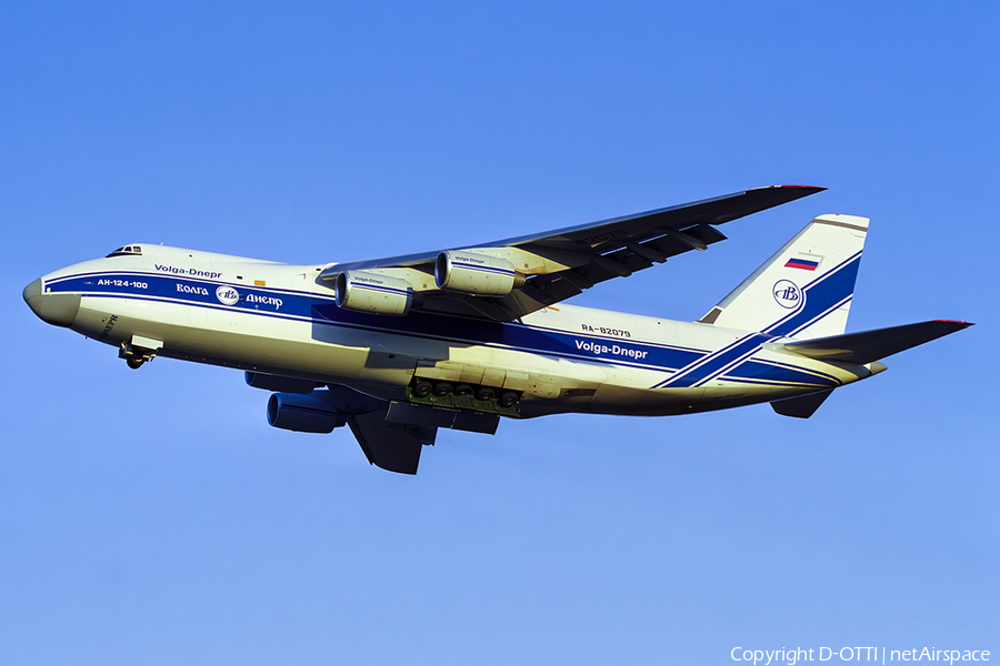 Volga-Dnepr Airlines Antonov An-124-100 Ruslan (RA-82079) | Photo 551710