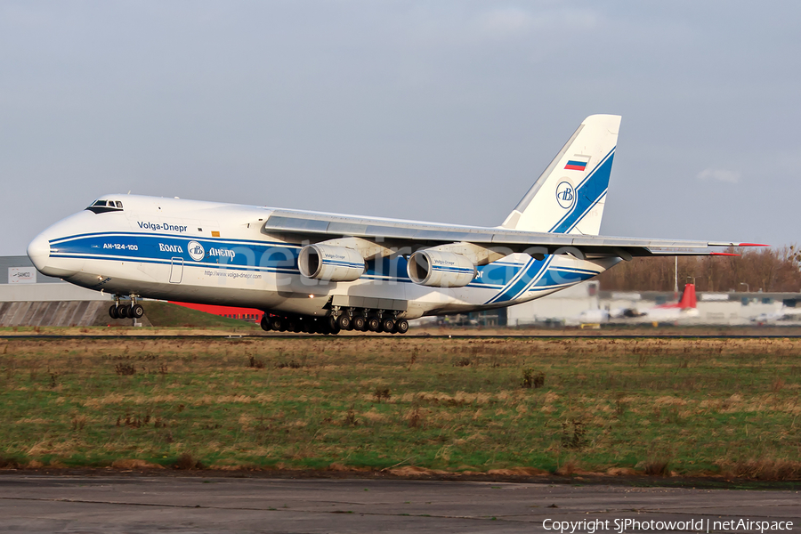Volga-Dnepr Airlines Antonov An-124-100 Ruslan (RA-82079) | Photo 63871