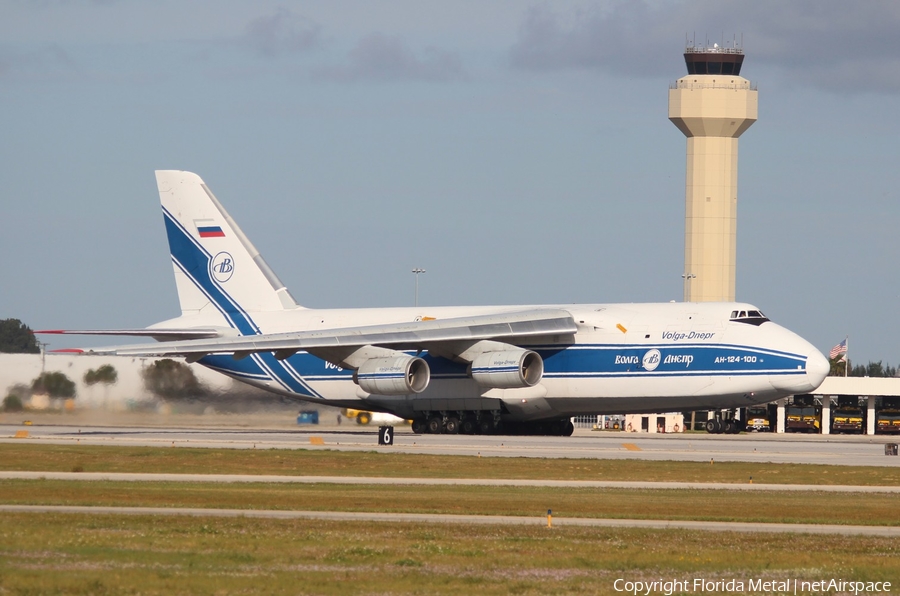 Volga-Dnepr Airlines Antonov An-124-100 Ruslan (RA-82081) | Photo 293976