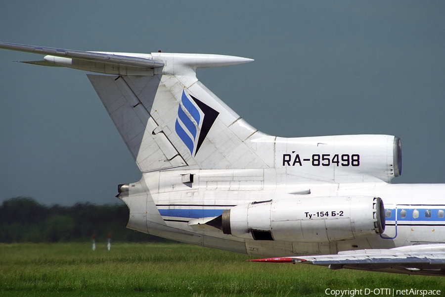 Tyumen Airlines Tupolev Tu-154B-2 (RA-85498) | Photo 328526