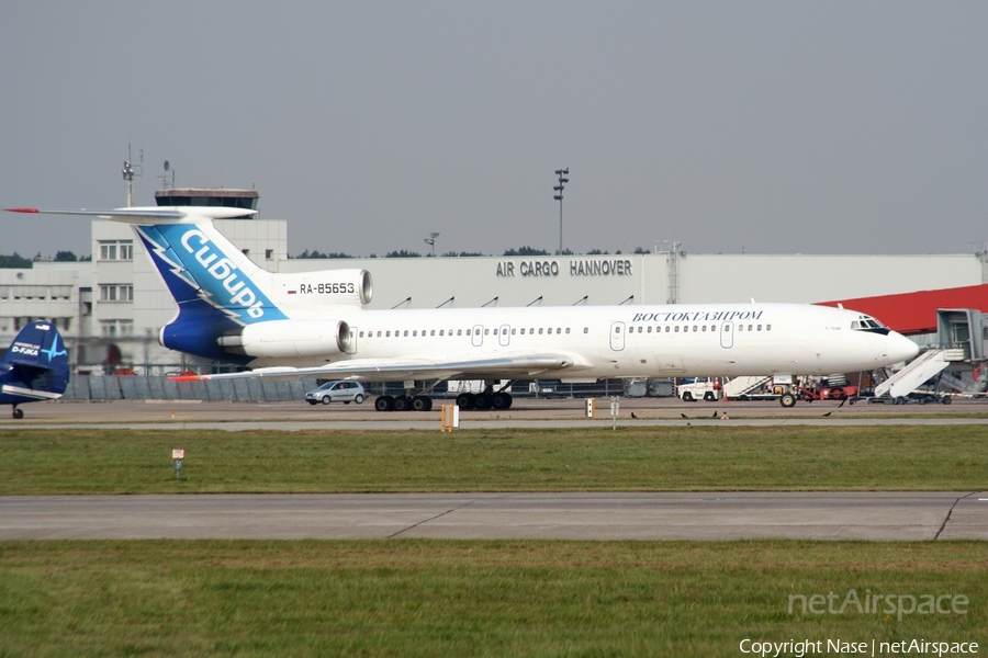 Siberia Airlines Tupolev Tu-154M (RA-85653) | Photo 274485