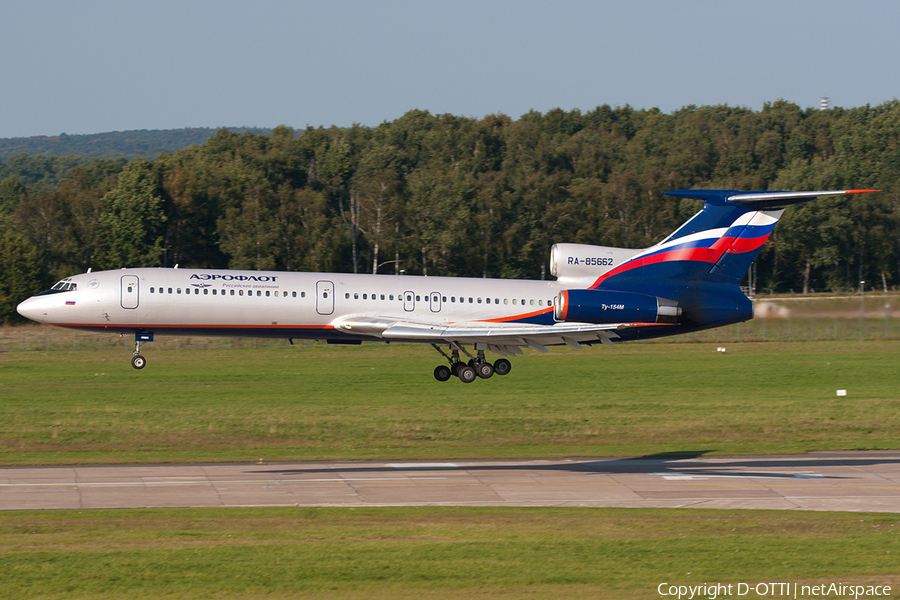 Aeroflot - Russian Airlines Tupolev Tu-154M (RA-85662) | Photo 210078