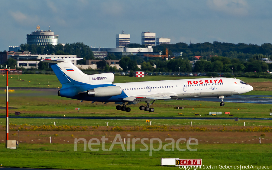 Rossiya - Russian Airlines Tupolev Tu-154M (RA-85695) | Photo 6311