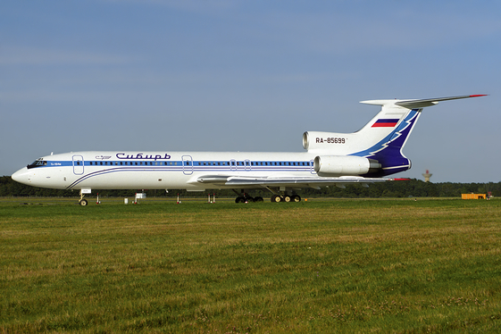 Siberia Airlines Tupolev Tu-154M (RA-85699) at  Hannover - Langenhagen, Germany