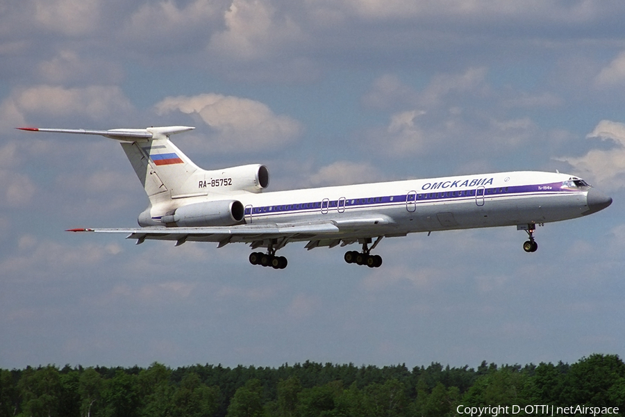 Omskavia Airline Tupolev Tu-154M (RA-85752) | Photo 246345