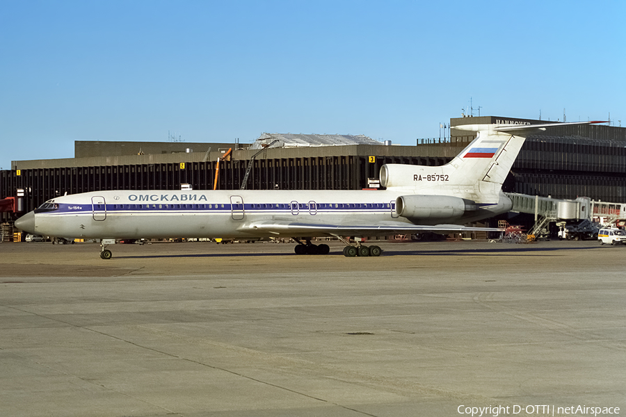 Omskavia Airline Tupolev Tu-154M (RA-85752) | Photo 413518