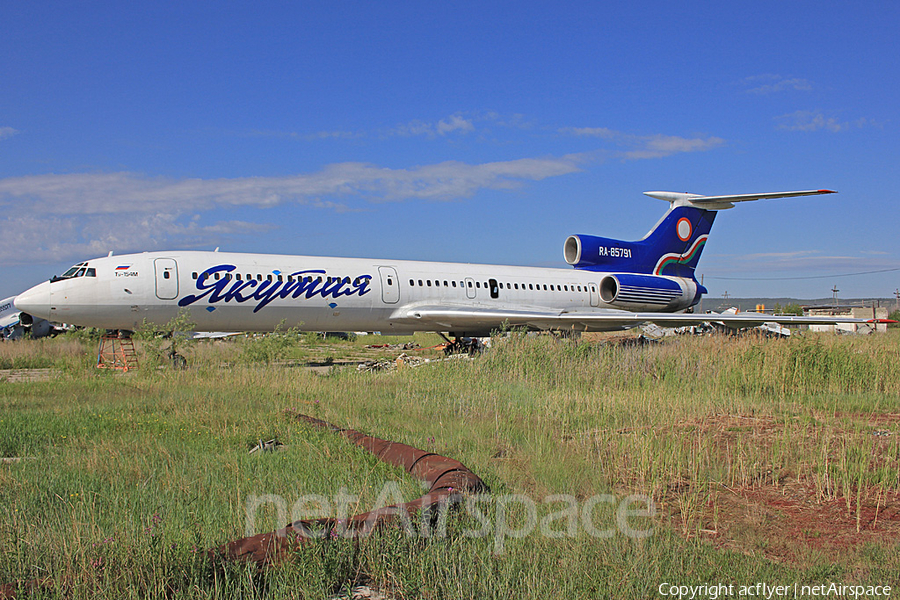 Yakutia Airlines Tupolev Tu-154M (RA-85791) | Photo 331189