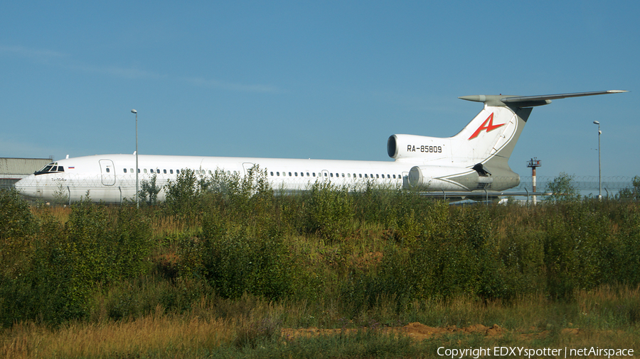 Aviaenergo Tupolev Tu-154M (RA-85809) | Photo 345272