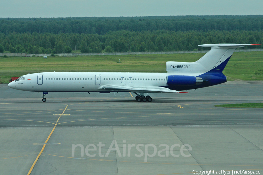 Zapolyarye Airlines Tupolev Tu-154M (RA-85849) | Photo 191402