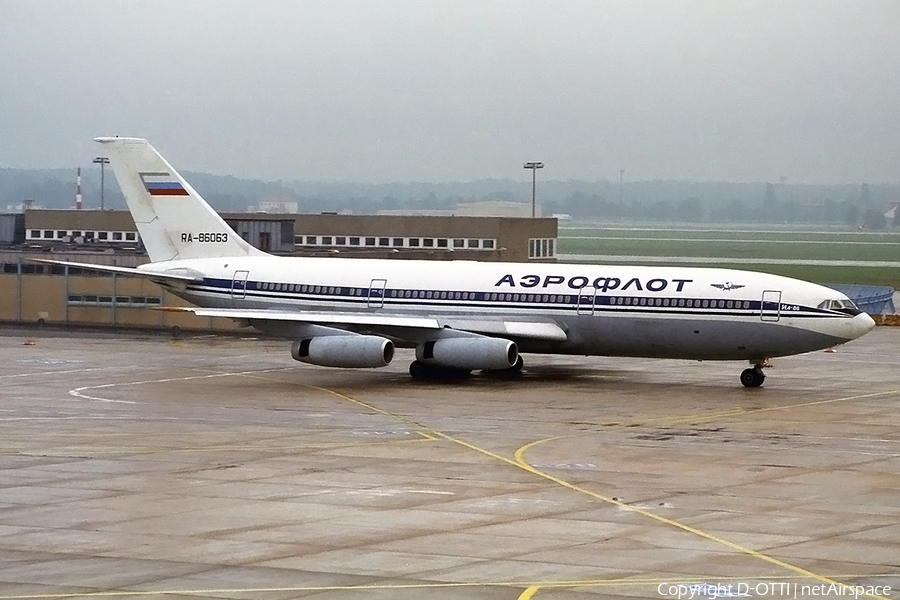 Aeroflot - Russian Airlines Ilyushin Il-86 (RA-86063) | Photo 144537