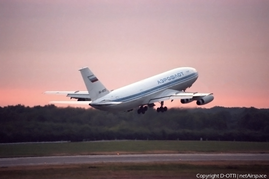 Aeroflot - Russian Airlines Ilyushin Il-86 (RA-86120) | Photo 249254